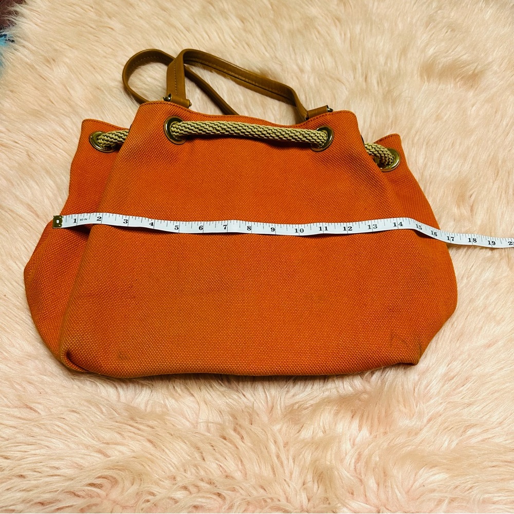 Michael Kors handbag with tassel detail. - Picture 14 of 16